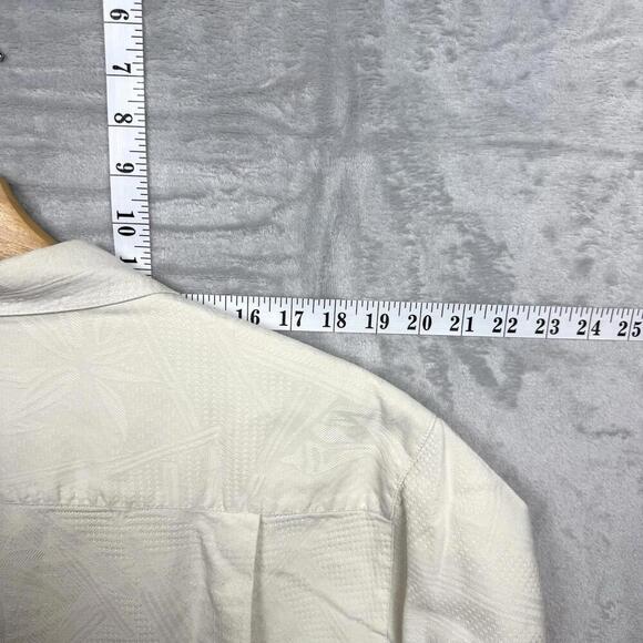 Jamaica Jaxx White Textured Rayon Hawaiian Shirt 100% Silk Size M Island Casual - Picture 8 of 9
